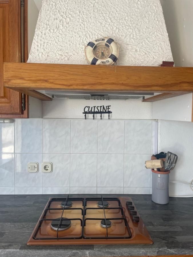 Mare i Kate Apartmani Tribalj Esterno foto