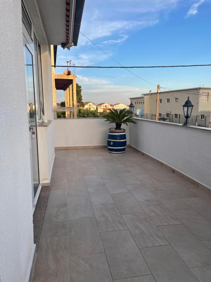 Mare i Kate Apartmani Tribalj Esterno foto
