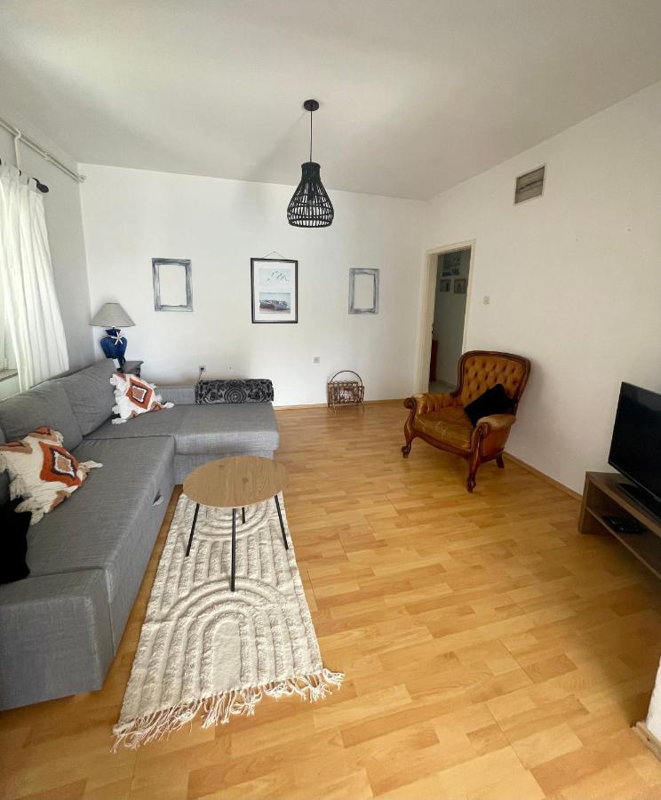 Mare i Kate Apartmani Tribalj Esterno foto